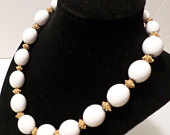 Antique Trifari Signed Choker White Beads with Gold Tone Nugget Inlay Hook Closer 19